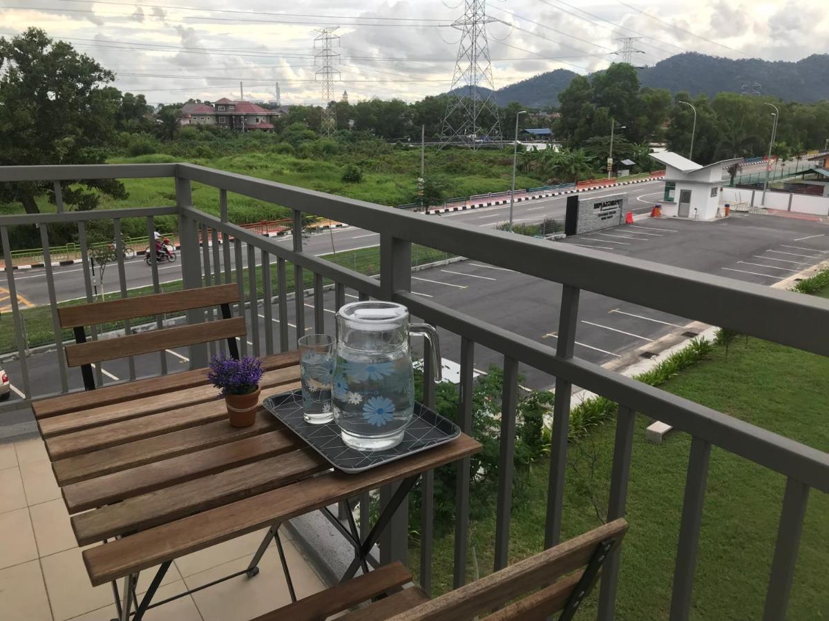 House Of Nostalgia Apartment Lumut Luaran gambar